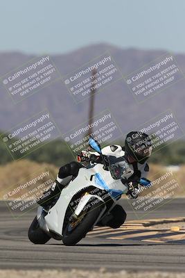 media/Oct-13-2025-Moto Forza (Mon) [[a66d839500]]/4-C Group/Session 3 (Turn 16)/